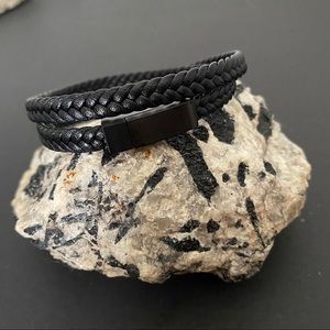 GENUINE LEATHER AND STAINLESS BRACELET